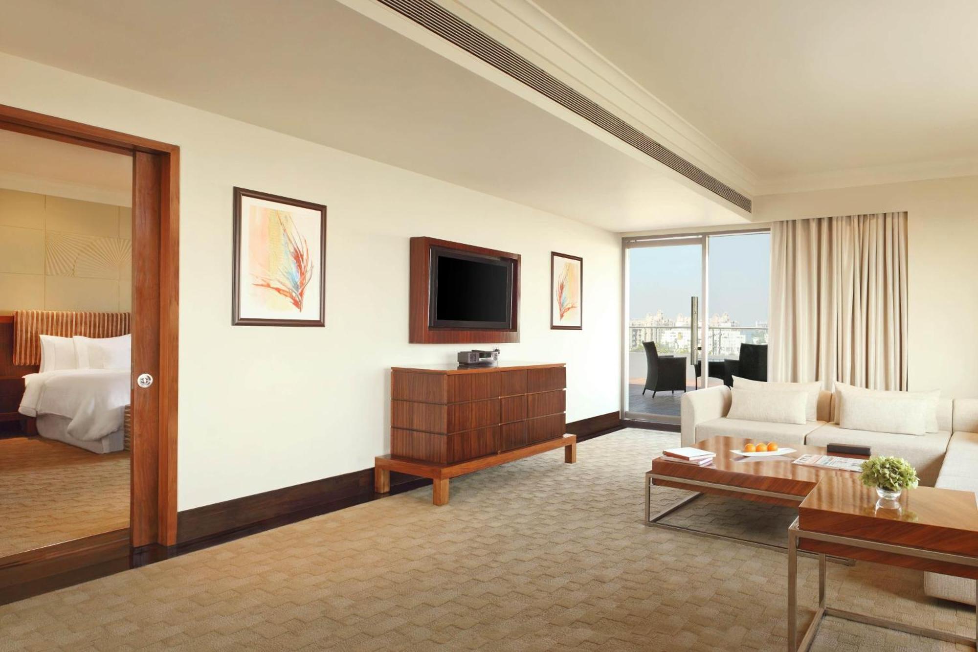 1 King Bed Executive Lounge Access Large Private Terrace Terrace Suite Enjoy 11 on beverages during Golden Hours 4-8PM Mon-Sat