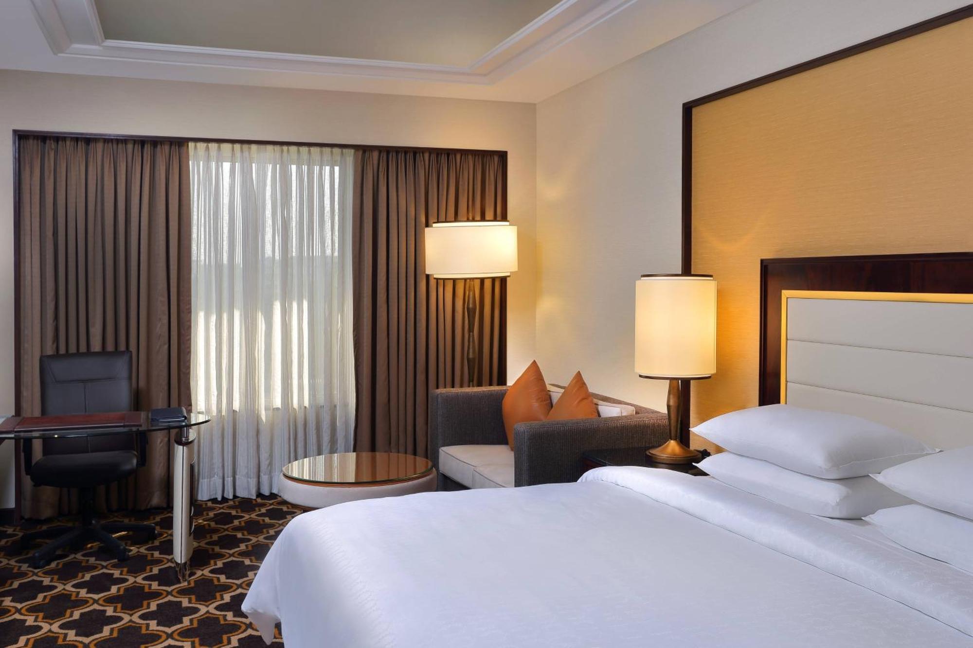 Club King Room Lounge Access Complimentary IMFL from 6pm to 8pm,1769821465:JPEG