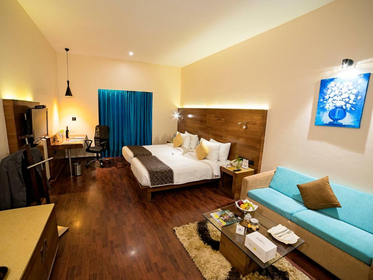 Deluxe Double or Twin Room,1222032175:JPEG